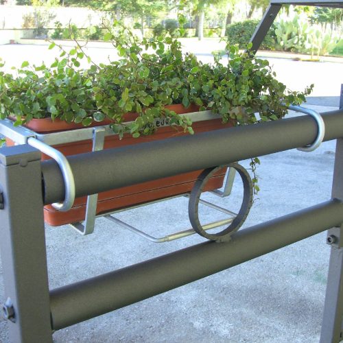 Balconiera per supporti tubolari